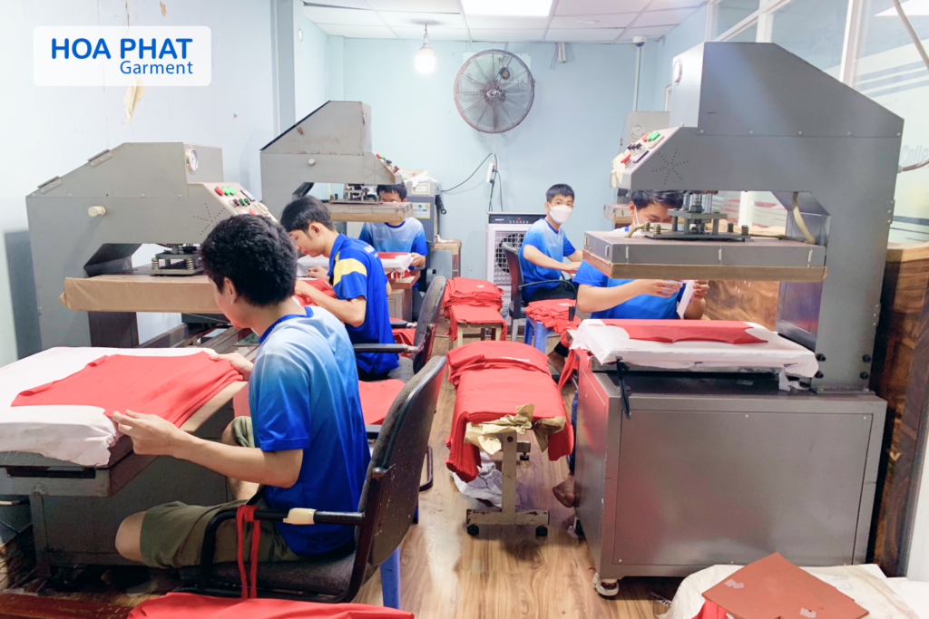 cách chọn xưởng may áo gió tốt
