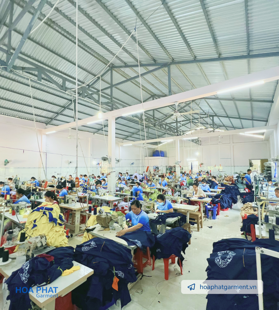 công ty may đồng phục màu xanh lá đẹp