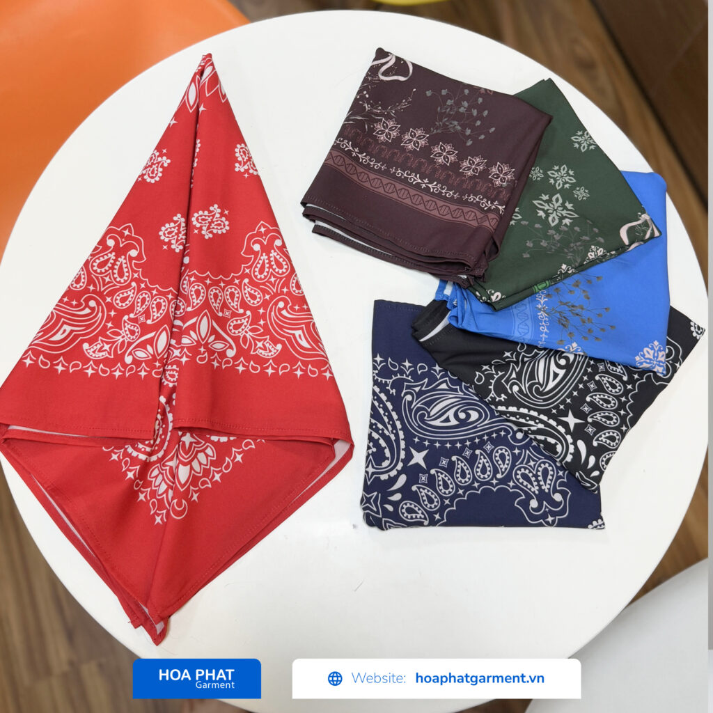 kích thước của khăn lụa vuông