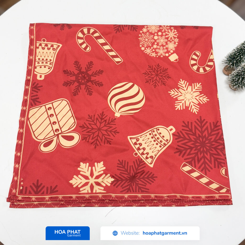 khăn bandana kích thước 70x70 noel