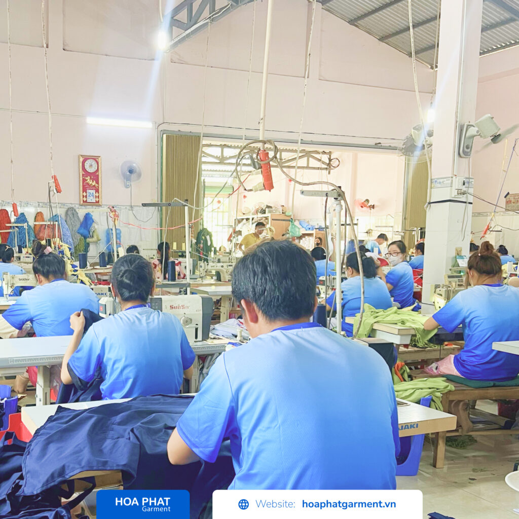  Xưởng may tạp dề đồng phục 