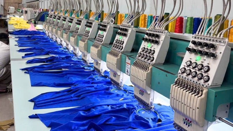 Thêu kỹ thuật số logo thương hiệu sắc nét tại Hoa Phat Garment 5 theu ky thuat so logo thuong hieu la gi