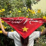 Khăn lụa Việt Nam: Tinh hoa họa tiết & Quà tặng sự kiện doanh nghiệp 6 khan lua vuong hoa tiet viet nam